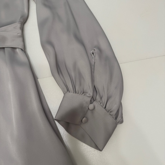 Express gray long sleeve dress satin midi length size M - Picture 5 of 11